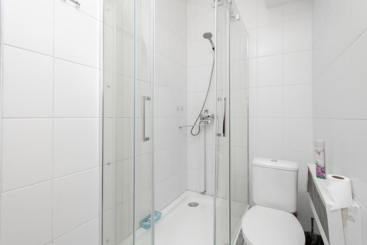 Comfortable Apartment In The Golden Square. الماتي المظهر الخارجي الصورة