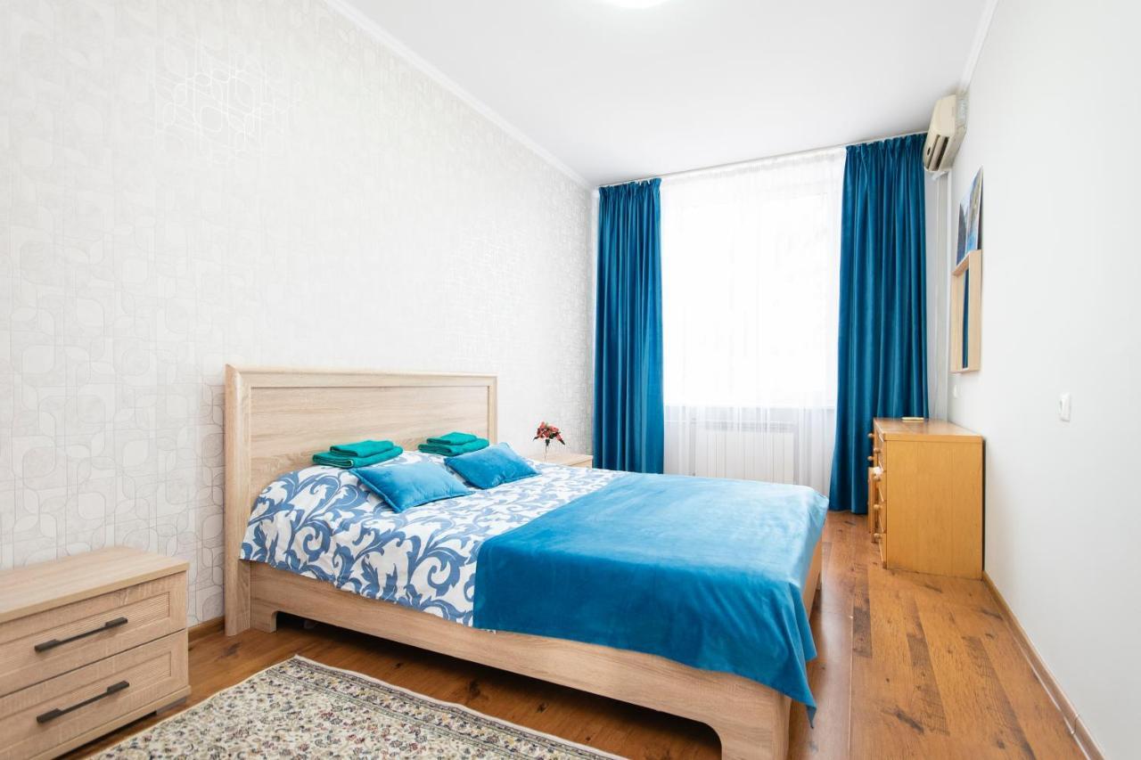 Comfortable Apartment In The Golden Square. الماتي المظهر الخارجي الصورة