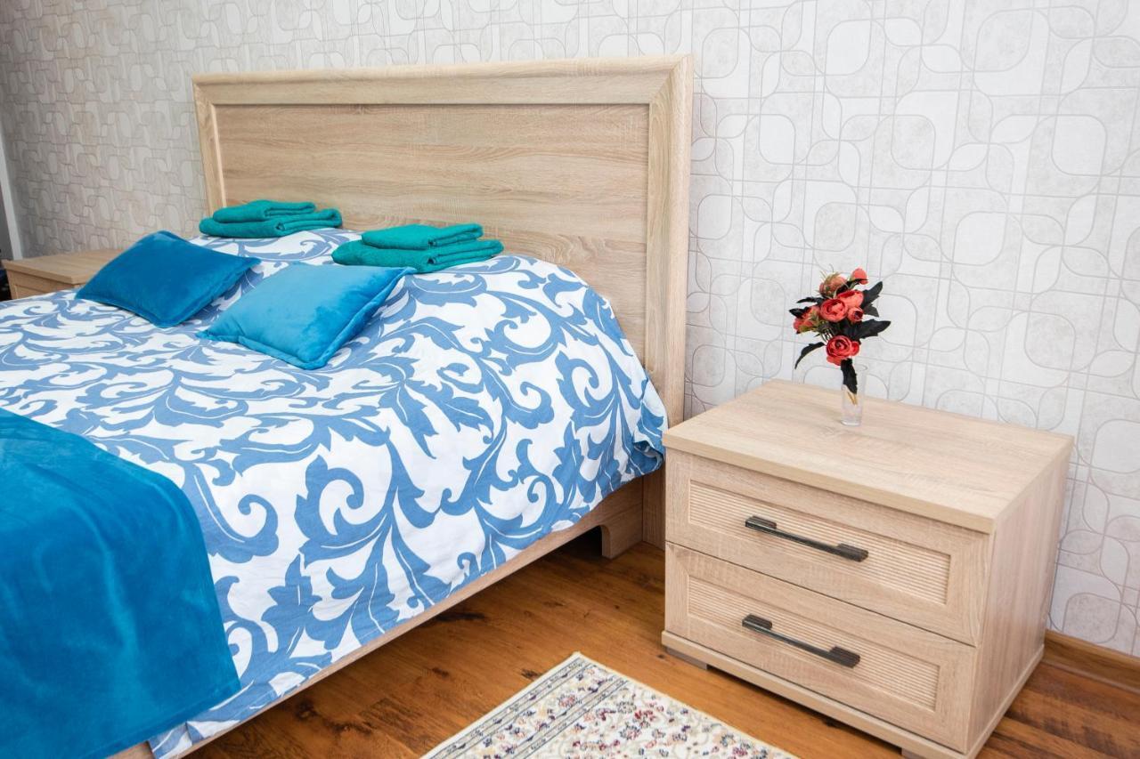 Comfortable Apartment In The Golden Square. الماتي المظهر الخارجي الصورة