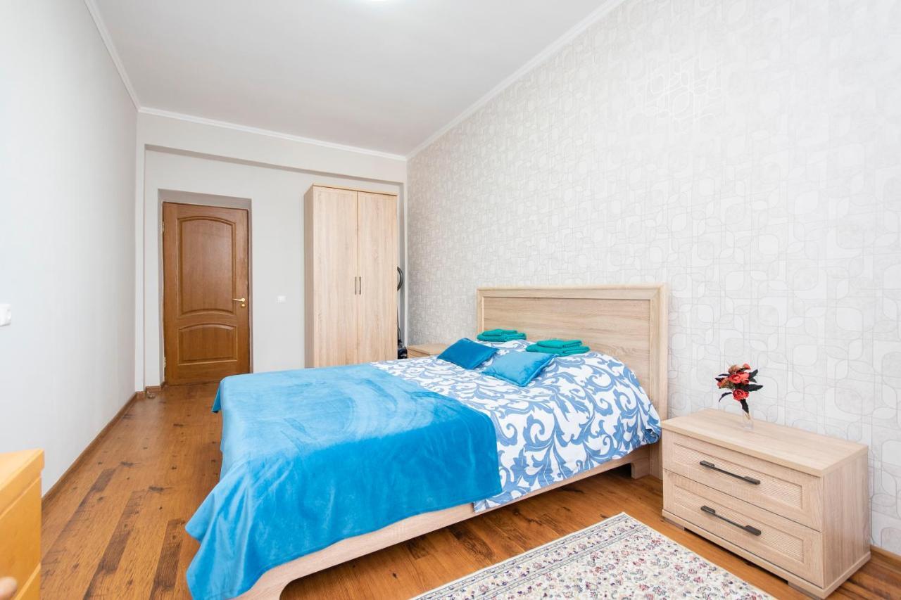Comfortable Apartment In The Golden Square. الماتي المظهر الخارجي الصورة